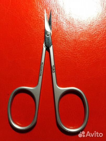 Маникюрные ножницы