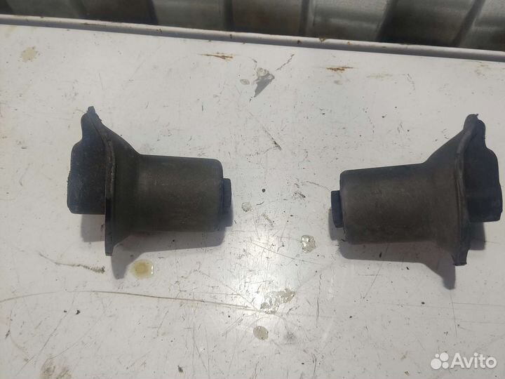 Сайлентблок задн балки Seat Toledo Golf 2 Jetta 2