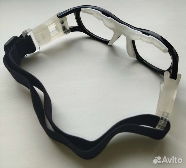 Очки для занятия активными видами спорта