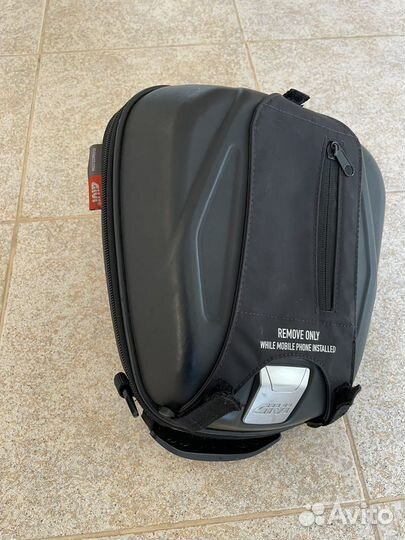 Мотосумка на бак Givi