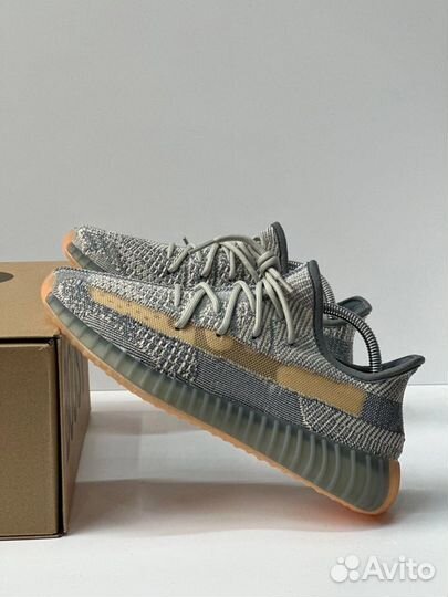 Кроссовки Adidas yeezy boost 350 v2