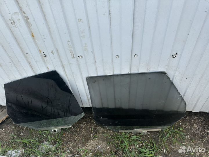 Стекло ваз 2110