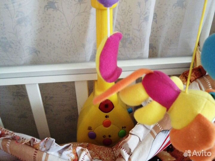 Мобиль на кроватку:с проектором, с мелодиями и зву