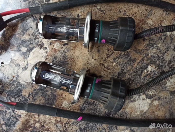 Продам комплект биксенона H4 5000k Sho-me