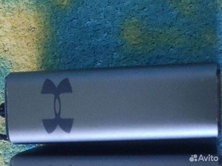 Беспроводные наушники JBL