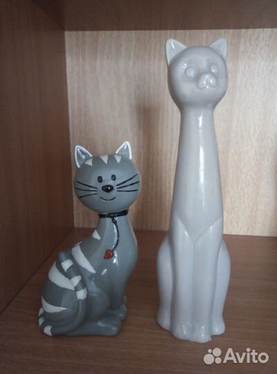 Статуэтка кот