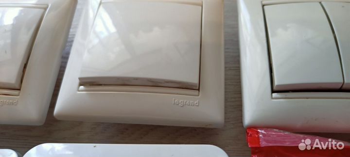 Выключатели