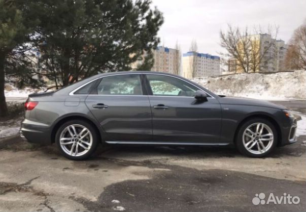 В разборке Audi A4 B9 2019