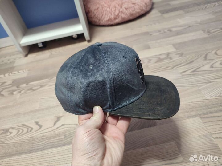 Бейсболка репера Эминем с автографом