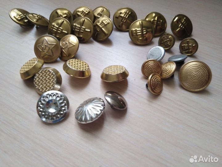 Пуговицы железные