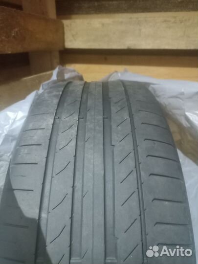 Continental ContiPremiumContact 6 235/50 R18