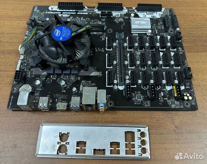 Материнская плата Asus b250 mining expert +3900