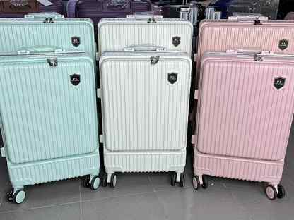 Чемодан без молнии, Москва