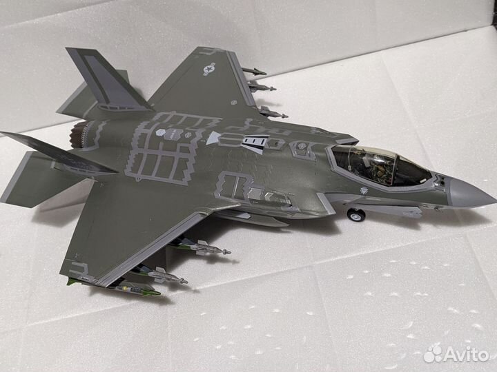 Tamiya 1148 F-35A