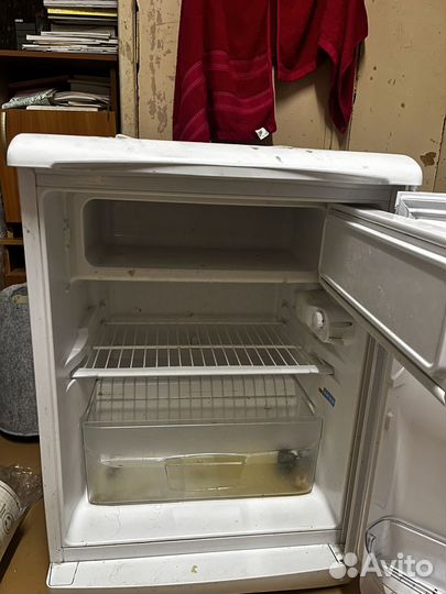 Холодильник Indesit