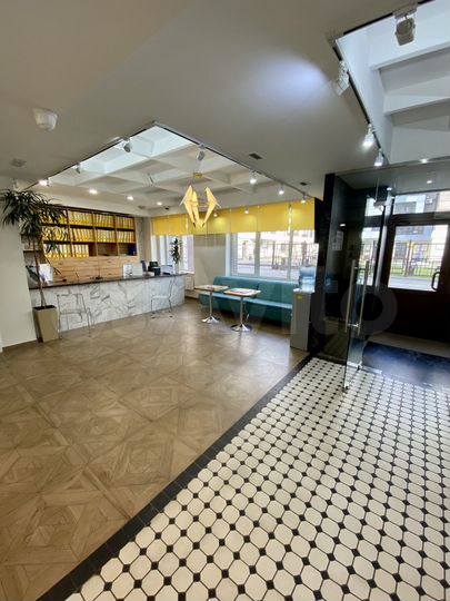 Клиника, Мед.центр, другое назначение 811.4 м²