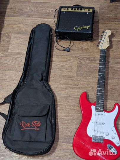 Электрогитара fender (оригинал) + комбик