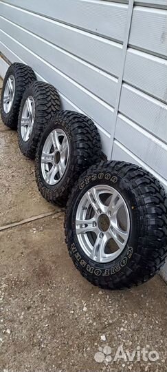 Грязевая резина,на Ниву R15