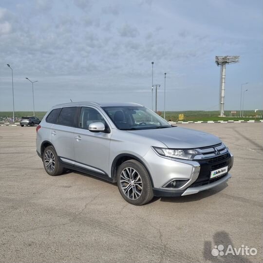 Mitsubishi Outlander 2.4 CVT, 2016, 125 000 км