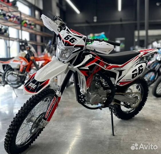 Мотоцикл BSE Z4 2.0 enduro