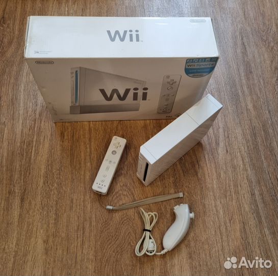 Nintendo Wii RVL-001 (чип+софт мод)