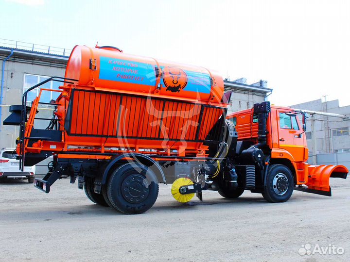 Комбинированная дорожная машина на базе камаз53605