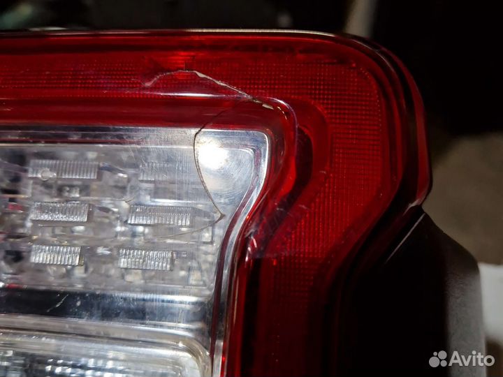 Задний правый фонарь Jeep Wrangler