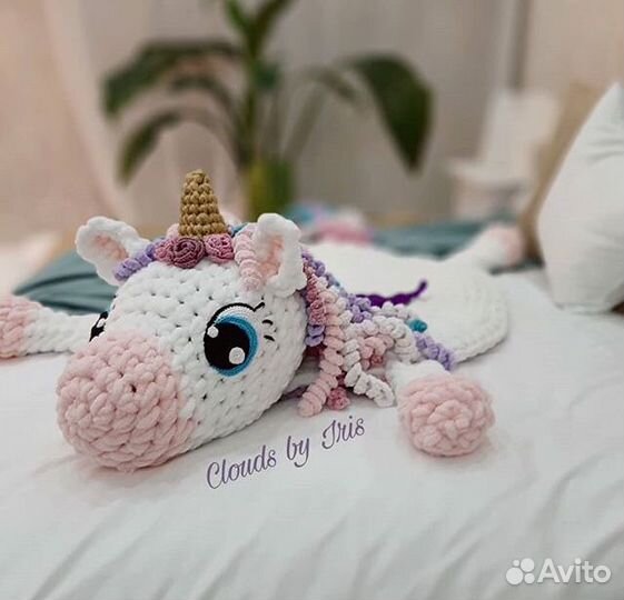 Детский вязаный коврик Единорожка Мия