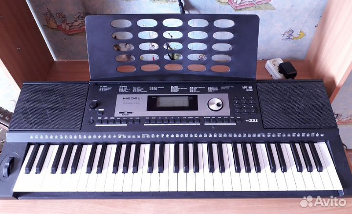 Синтезатор Мedeli М331