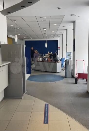 Центр, магазин, 330.4 м²