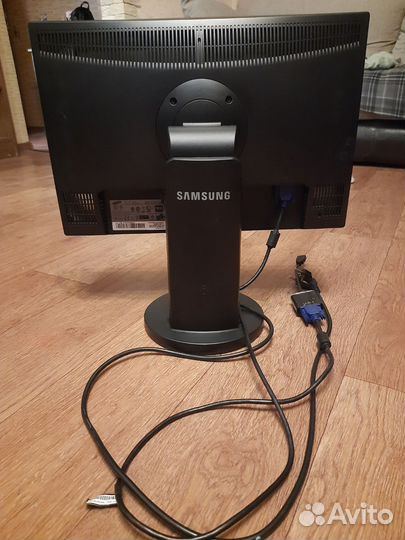 Монитор Samsung SyncMaster 2043BW