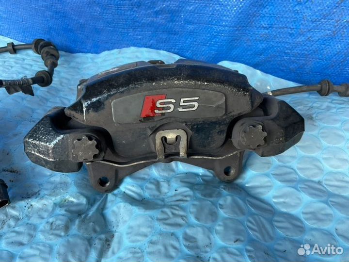 Суппорт передний Audi S5 B8/8T 4 2012