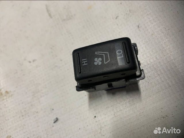 Блок управления вентиляции сиденья Nissan Teana