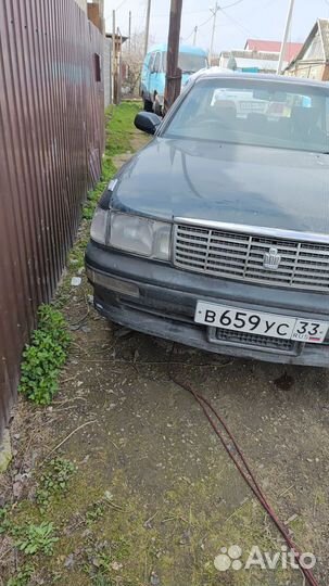 Toyota crown 141 разбор