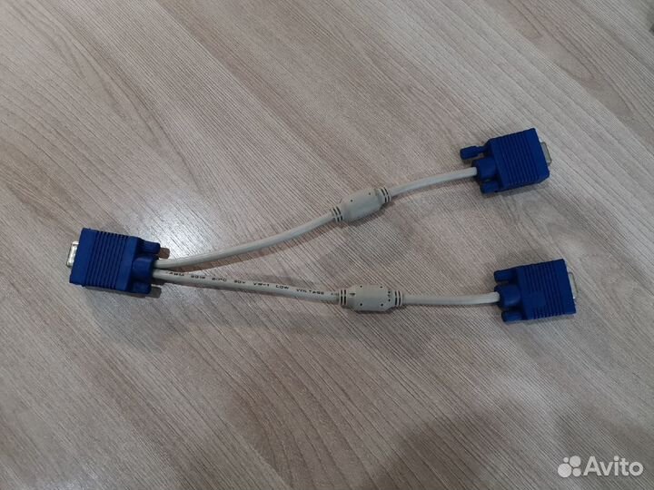 Разветвитель VGA кабеля