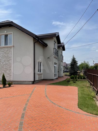 Дом 141,6 м² на участке 4 сот.