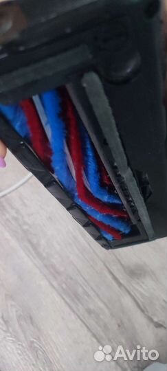 Пылесос redmond RV-UR361, красный