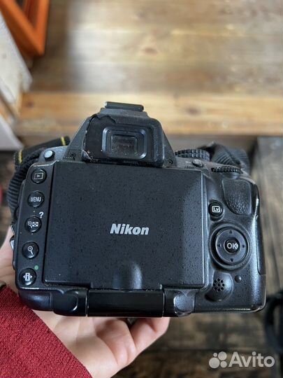 Фотоаппарат Nikon D5000