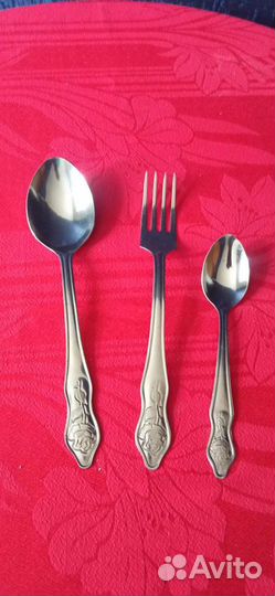 Столовые приборы