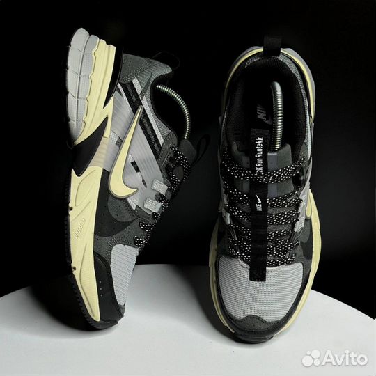 Кроссовки Nike V2K Run Runtekk black