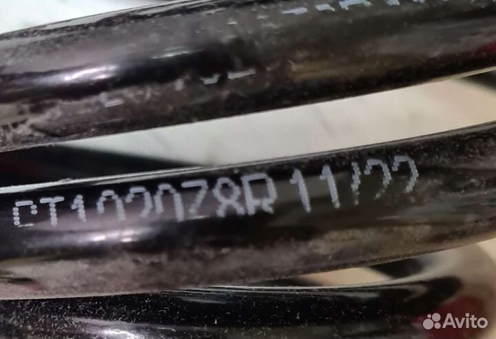 Пружина задняя Audi Q3 Quattro 2011