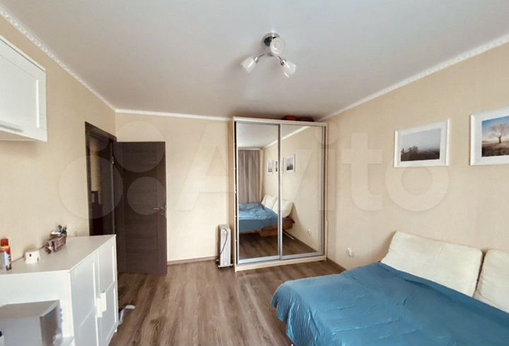 2-к. квартира, 54 м², 2/12 эт.