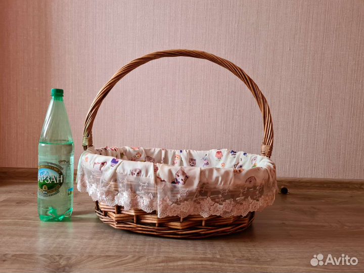 Корзина плетеная большая