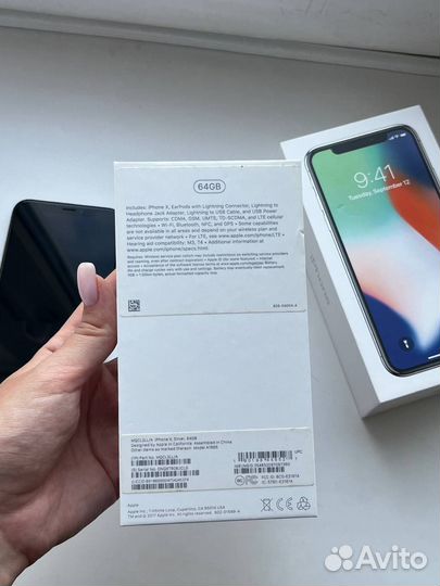 iPhone X, 64 ГБ