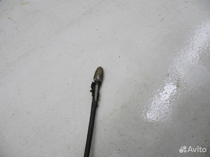 Трос стояночного тормоза Megane III 2009-2016