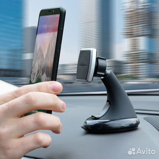Держатель для телефона в машину