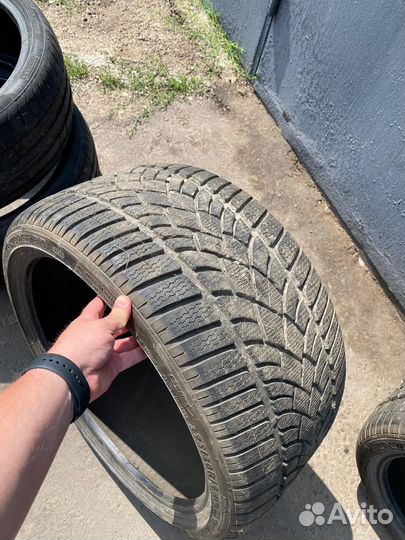 Pirelli P Zero 235/35 R19 и 295/30 R19