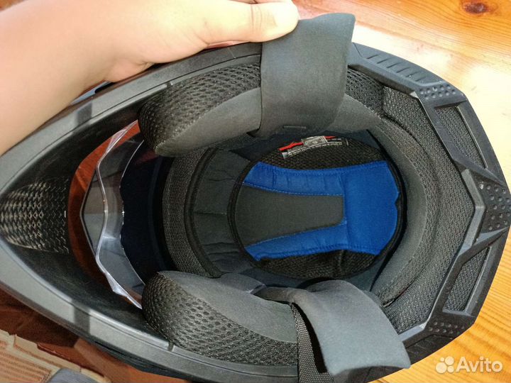 Кроссовый шлем с визором