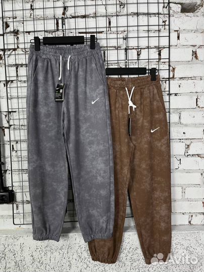 Штаны Nike