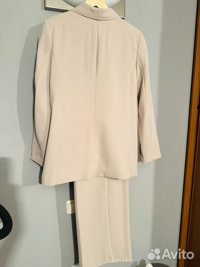 Костюм брючный